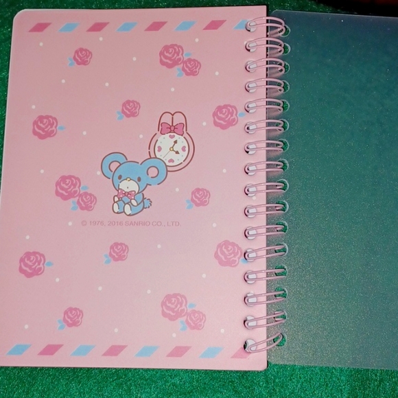 MY MELODY Book, Wristlet/Makeup sachel, and Keychain - Picture 10 of 12